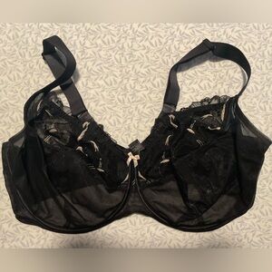 Elegant Black And Beige Lace Bra
